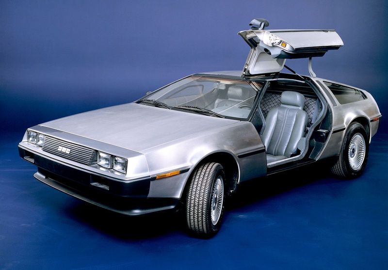 DeLorean DMC-12