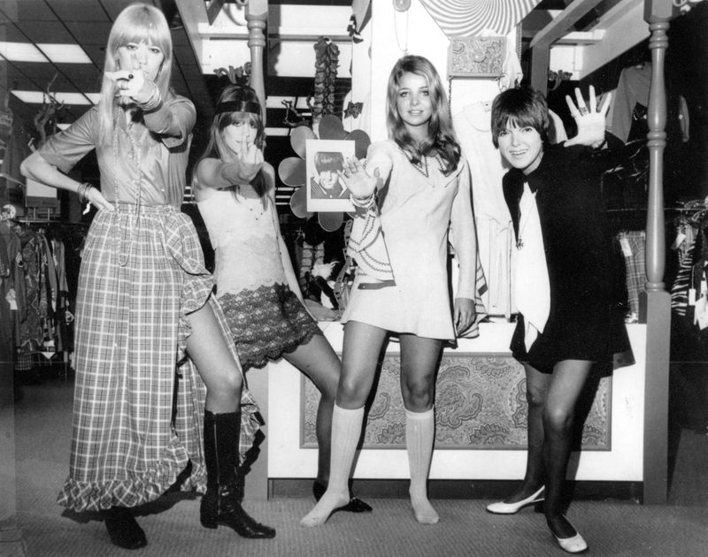 The Miniskirt Craze: How It Shaped ’60s Fashion and Beyond - Back in ...