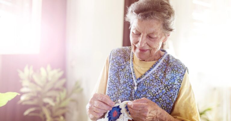17 Timeless Tricks from Grandma That Still Work Wonders Today