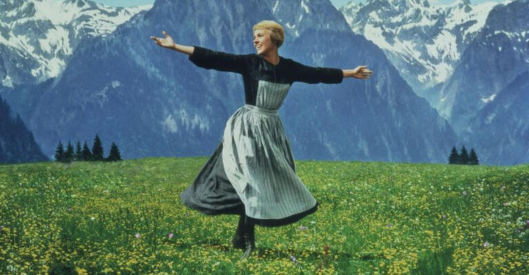 20 Movie Scenes That Bring Back Instant Nostalgia
