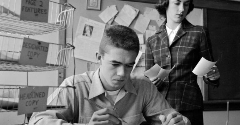 20 Outrageous Rules for Teenagers in the 1950s