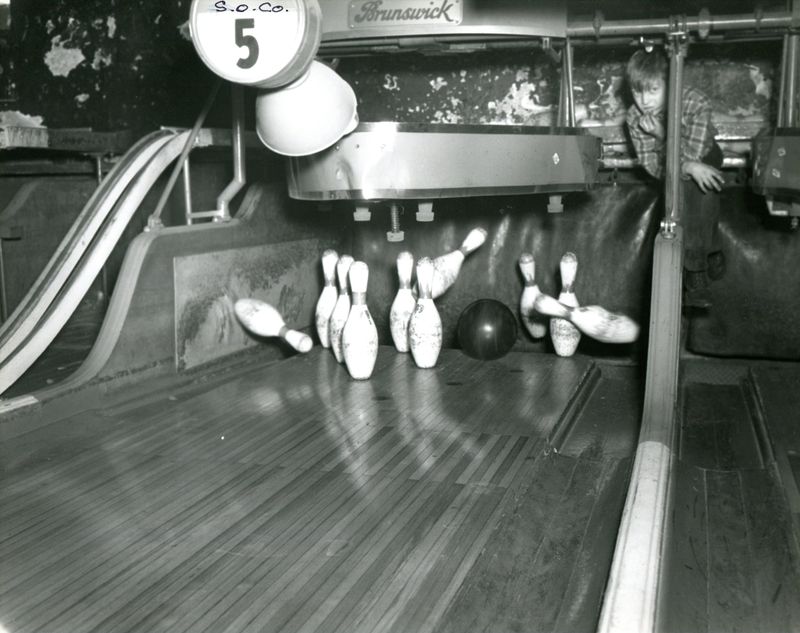 Automated Pinsetters in Bowling Alleys