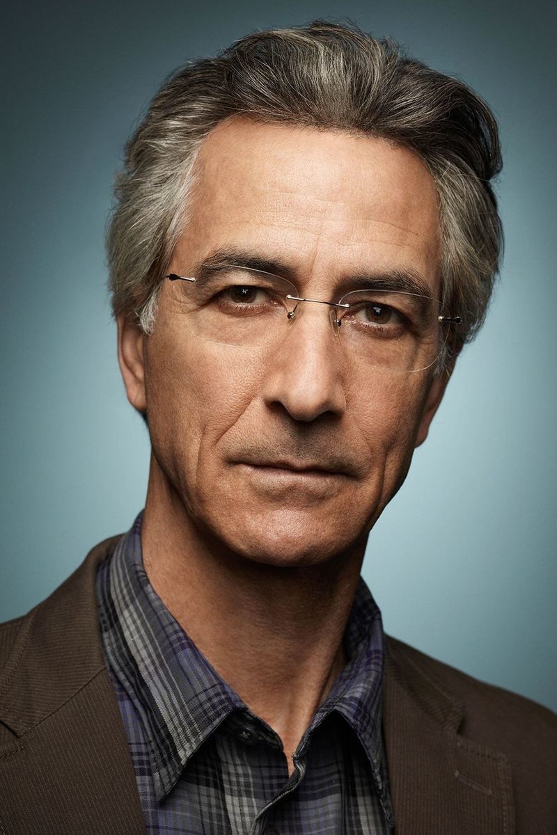 David Strathairn (1949)