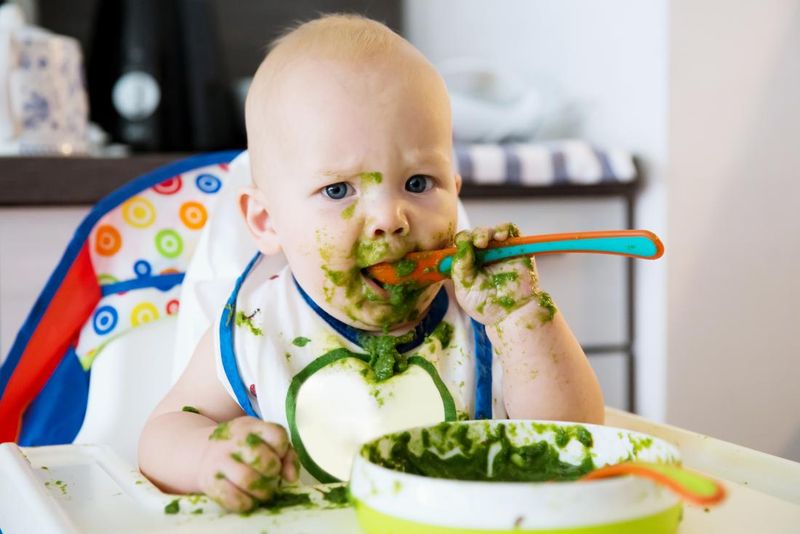 Feeding Babies Solid Foods Early