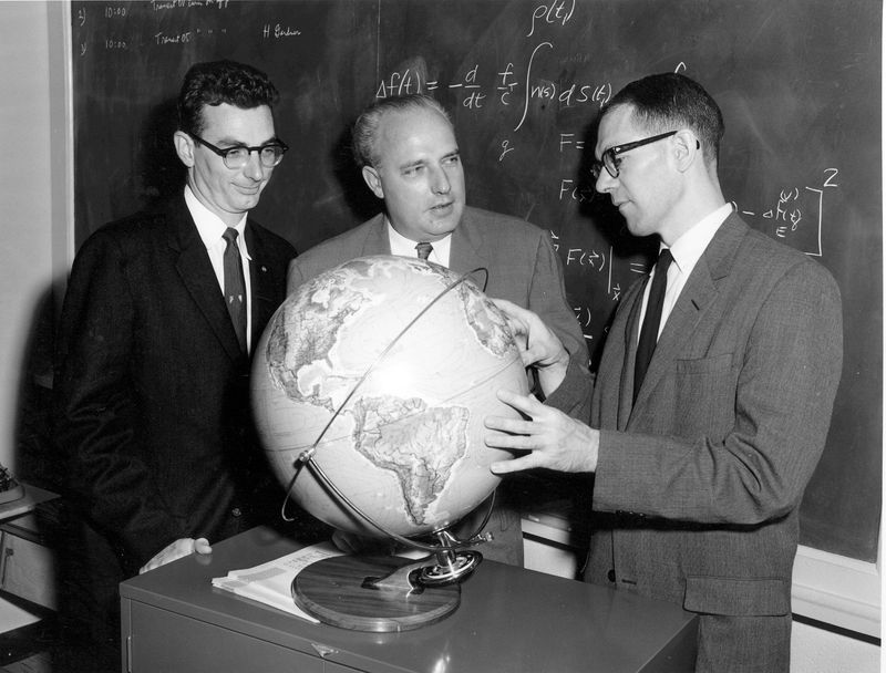 GPS Development (1970s-1990s)