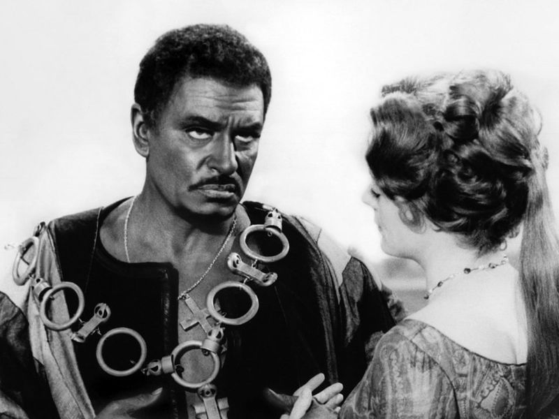 Laurence Olivier in Othello