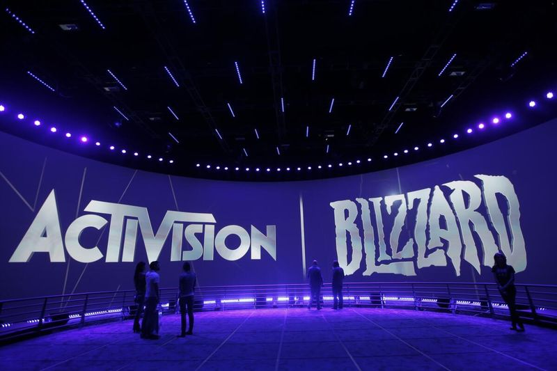 Microsoft Acquires Activision Blizzard