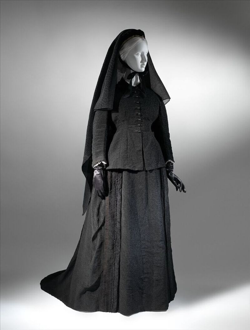 Mourning Attire