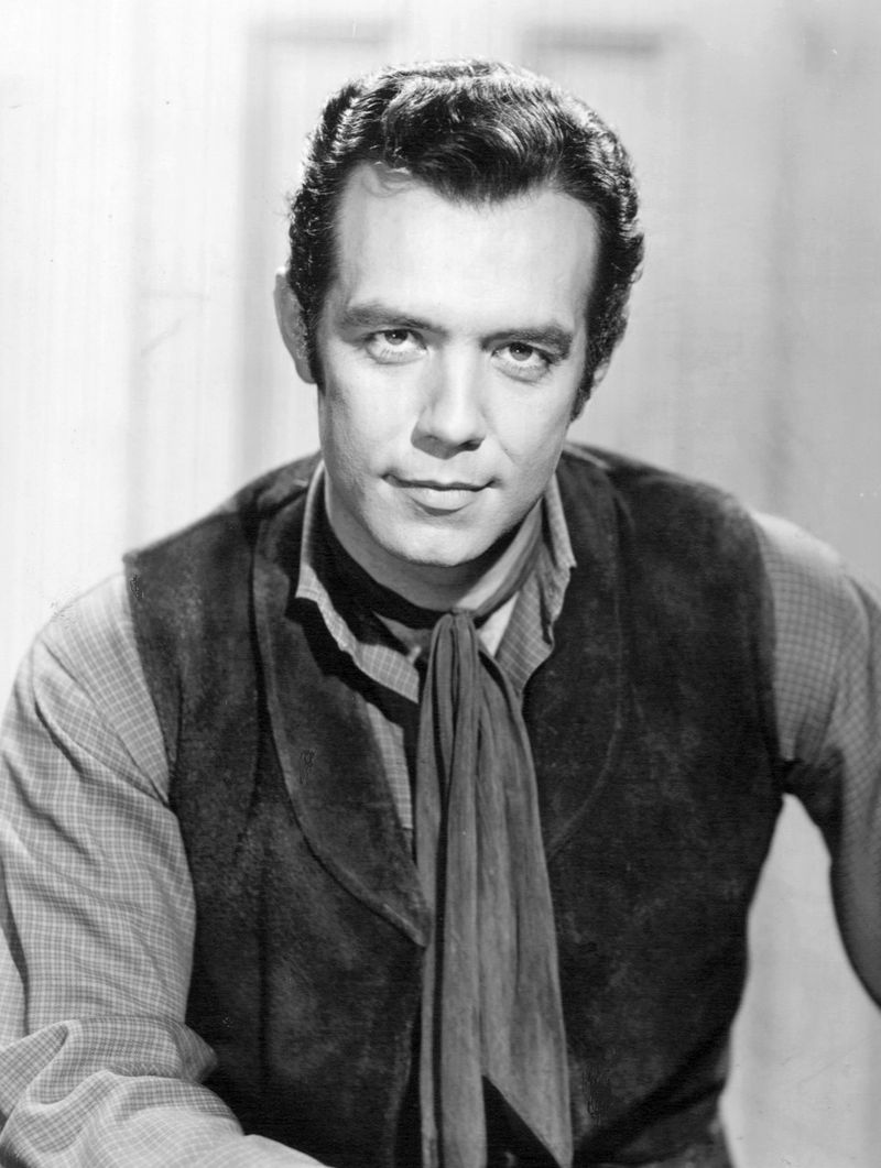 Pernell Roberts in Bonanza