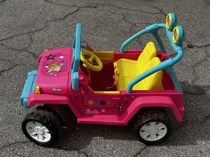 Power Wheels Barbie Dream Jeep