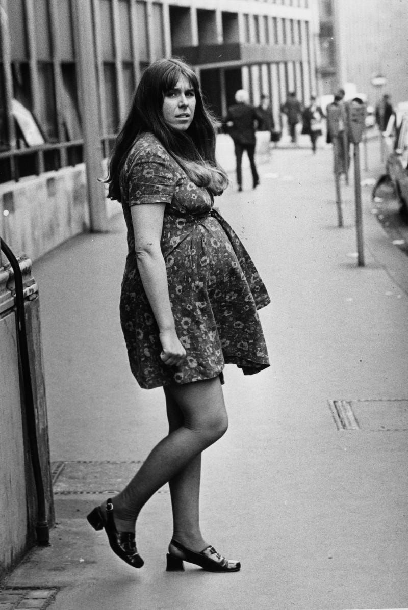 Pregnant Women in Bars