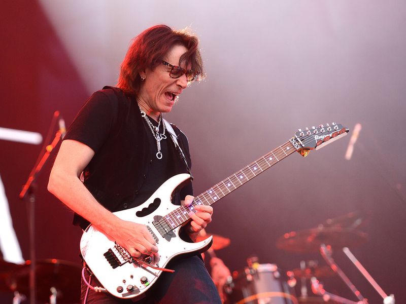 Steve Vai