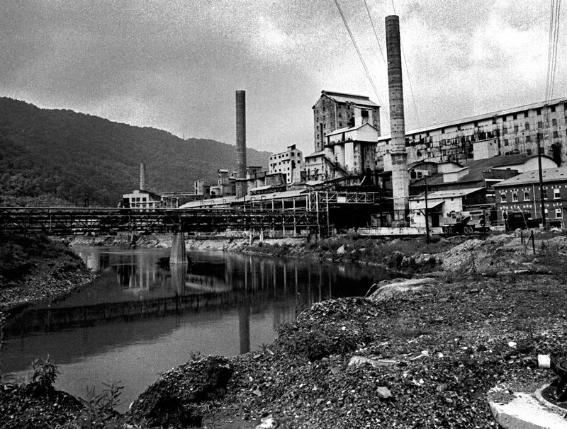 Minimal Environmental Regulations