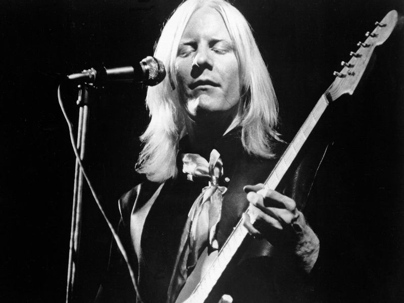 Johnny Winter - Mean Town Blues