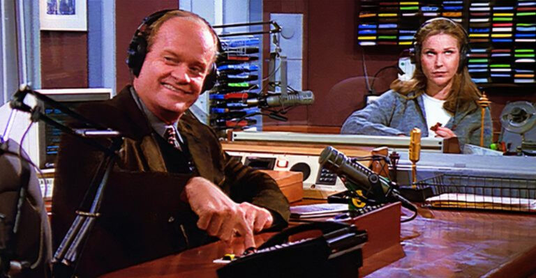 14 Things About Frasier That Hit Differently 32 Years Later