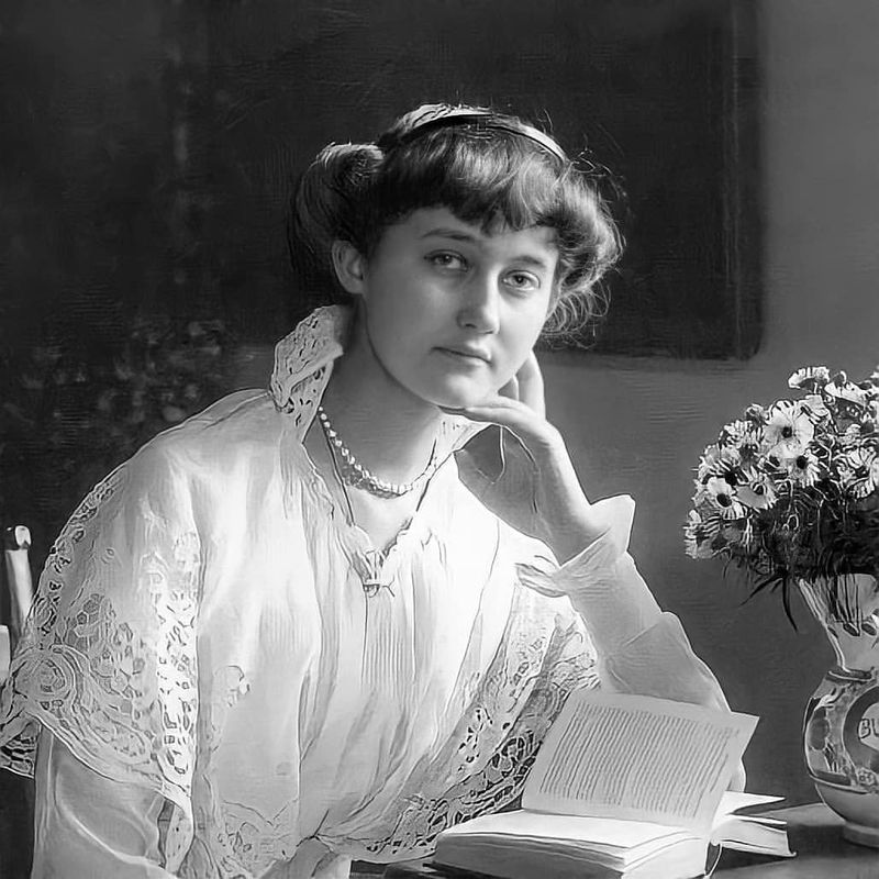 1912 – Luxembourg’s First Reigning Grand Duchess