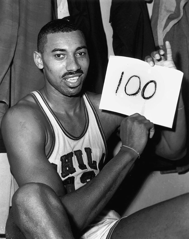 1962 – Wilt Chamberlain’s 100-Point Game