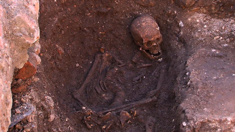 2013 – The Skeleton of Richard III is Confirmed to Have Been Found in Leicester