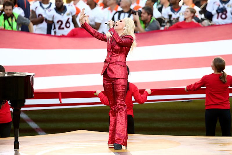 2016 (Super Bowl 50) – Lady Gaga