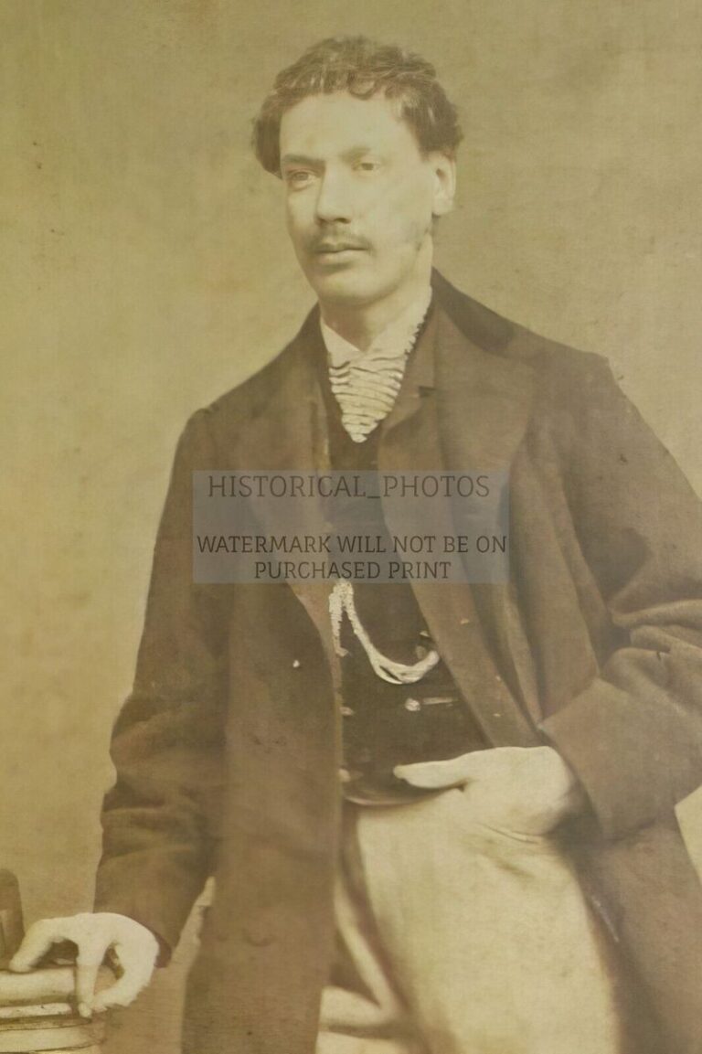 Wanted Dead or Alive: 25 Most Notorious Outlaws of the Wild West - Back ...