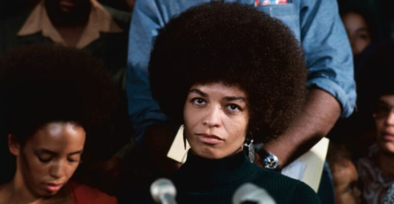 30 Civil Right Icons Who Sparked a Movement for Change - Back in Time Today