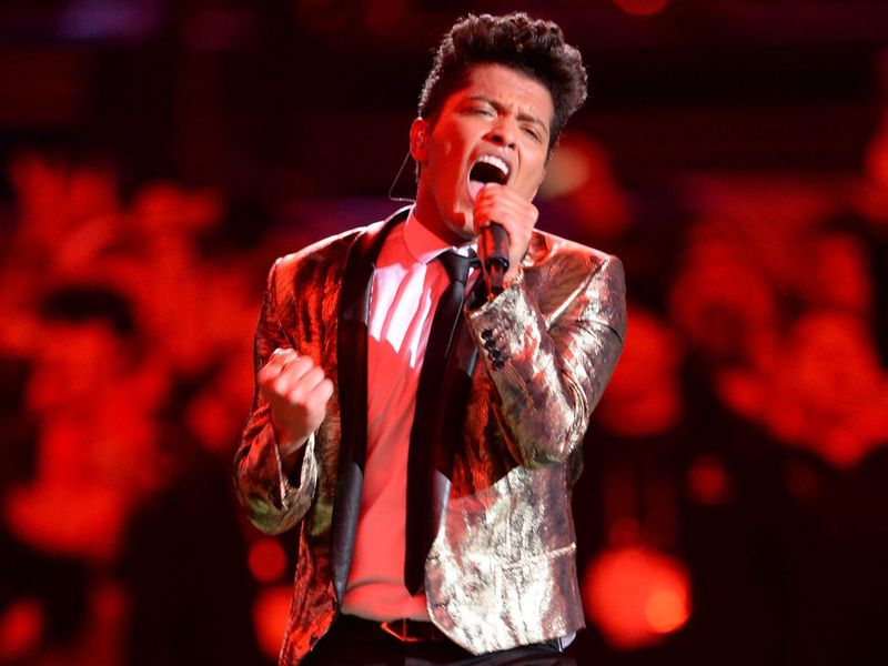 2014: Bruno Mars, Red Hot Chili Peppers