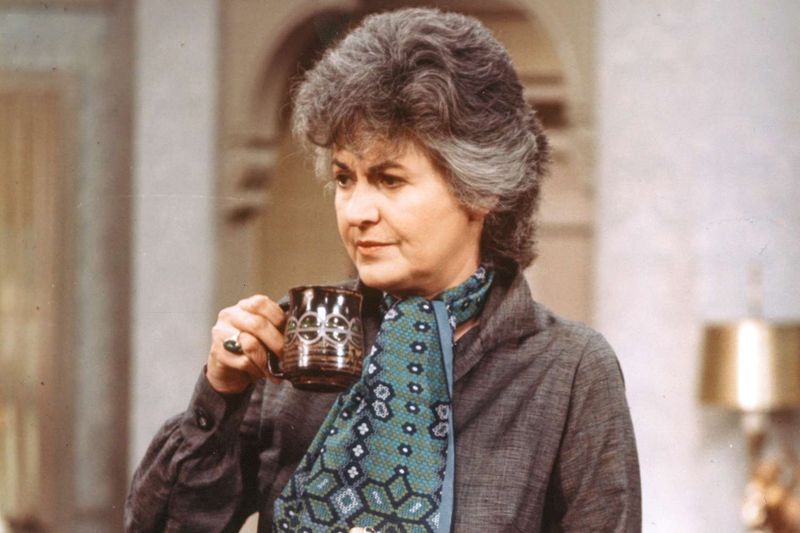 Bea Arthur (Maude Findlay)