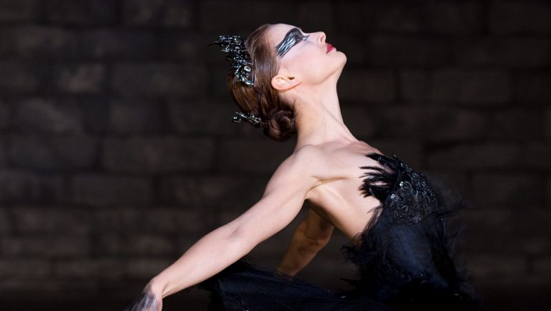 Black Swan (2010) – Natalie Portman’s Psychological Immersion