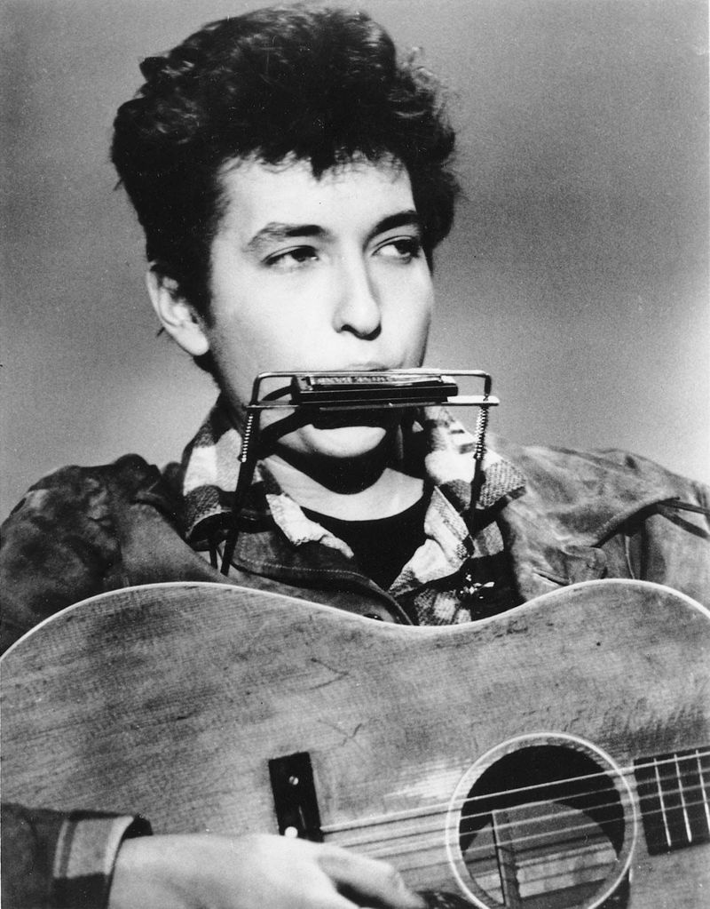 Bob Dylan as a High School Folk Singer