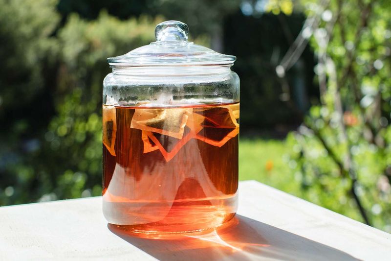 Brewing Sun Tea