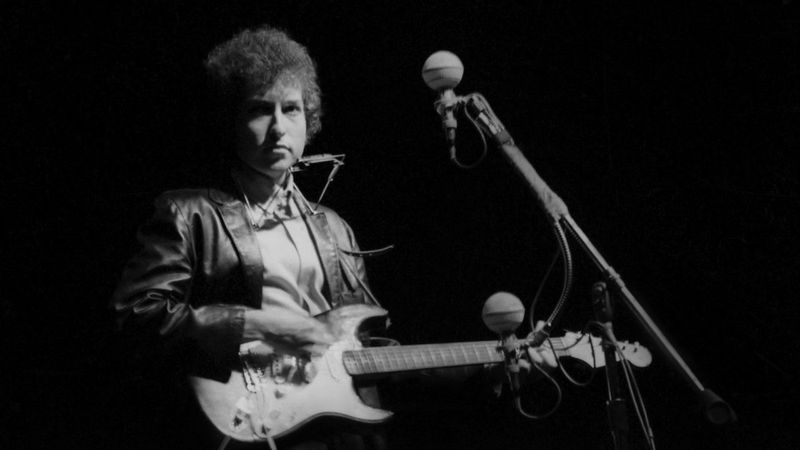 Bob Dylan Goes Electric (1965)