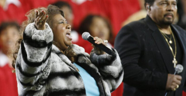 Every Super Bowl National Anthem Singer from 1982 to Today: The Voices That Made History – 44 singers