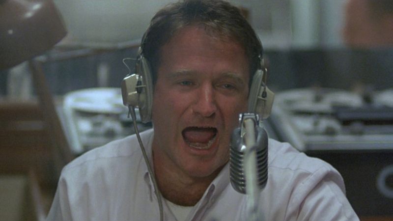 Good Morning, Vietnam Radio Banter