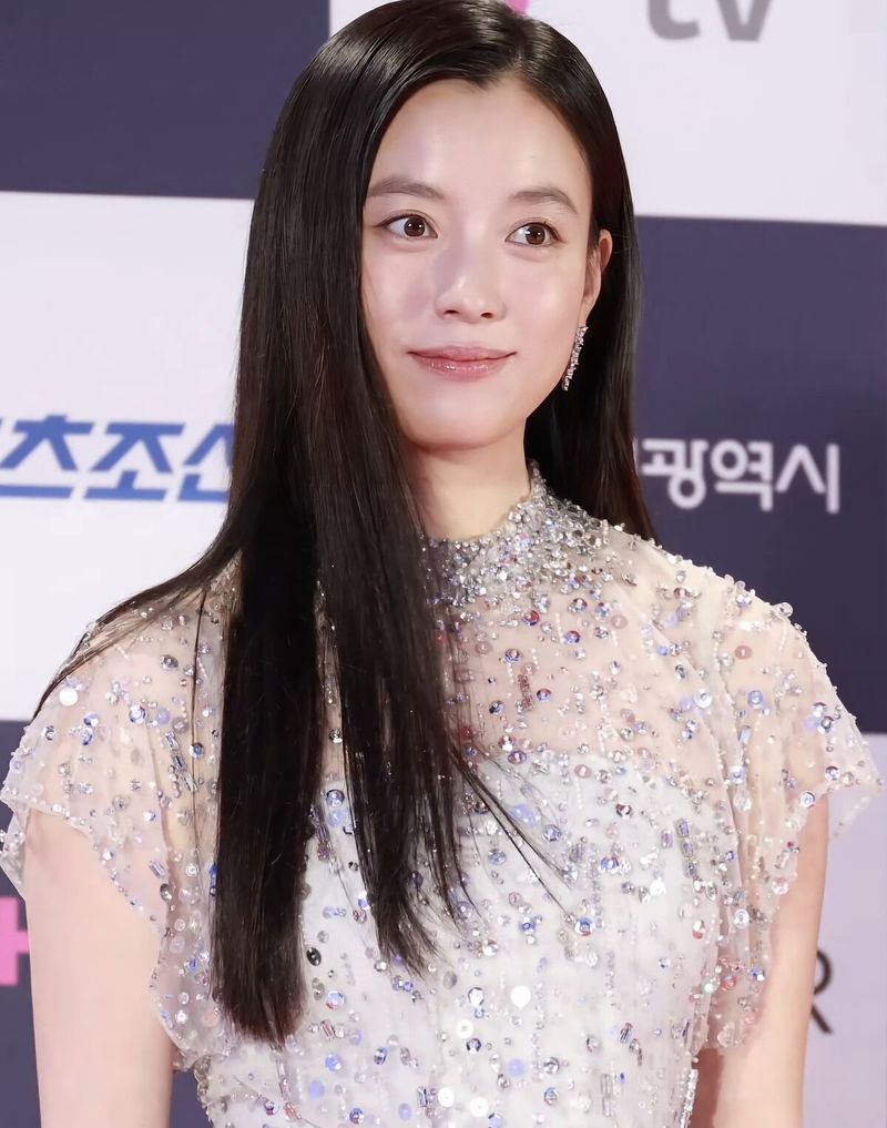 Han Hyo-joo