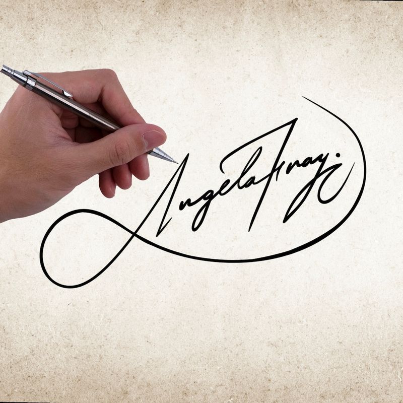 Handwriting a Signature