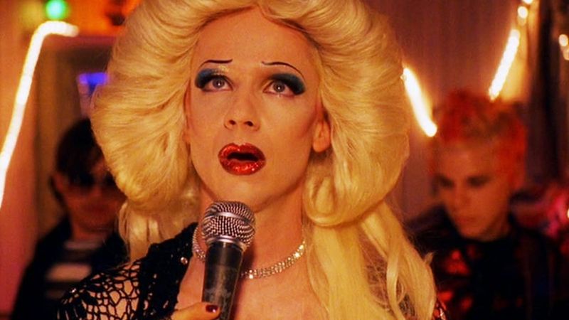 Hedwig and the Angry Inch (2001)