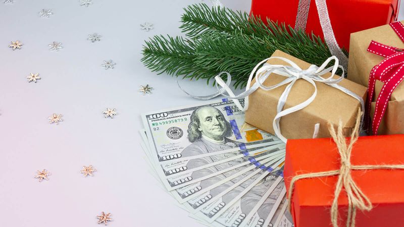 Holiday Bonuses in Cash