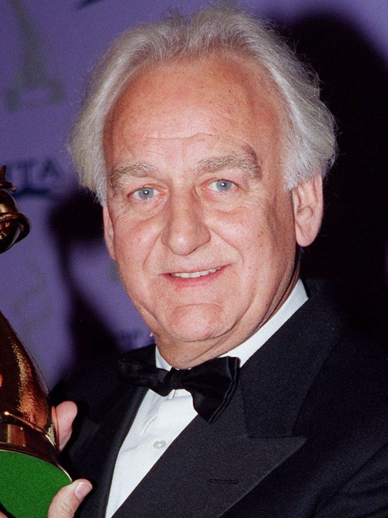 John Thaw, English actor (2002)