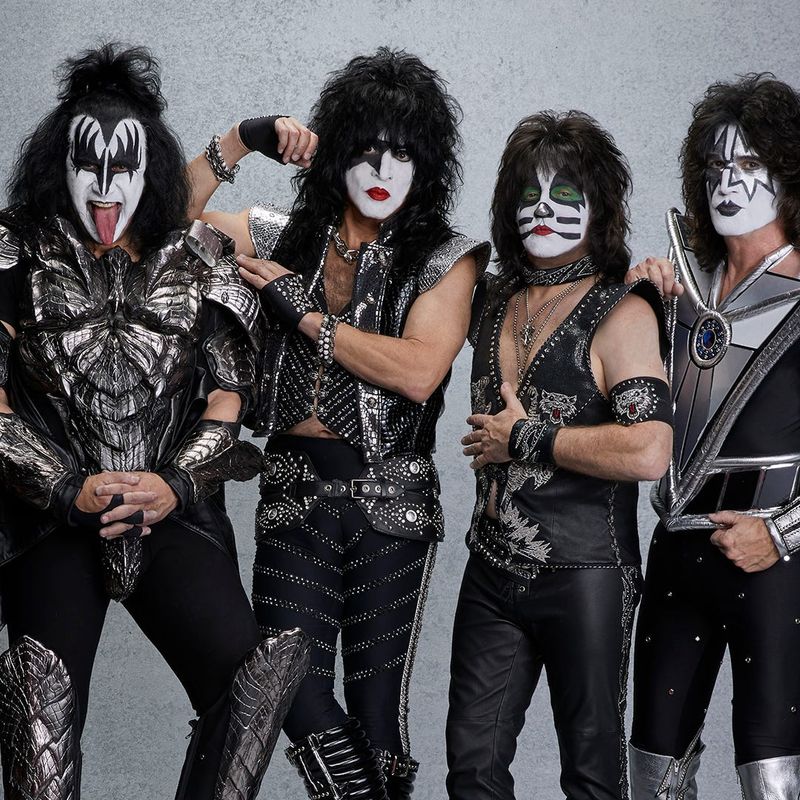 Kiss