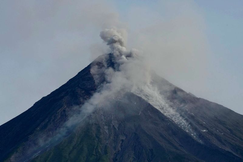 Mayon (Philippines, e.g., 1993 event)