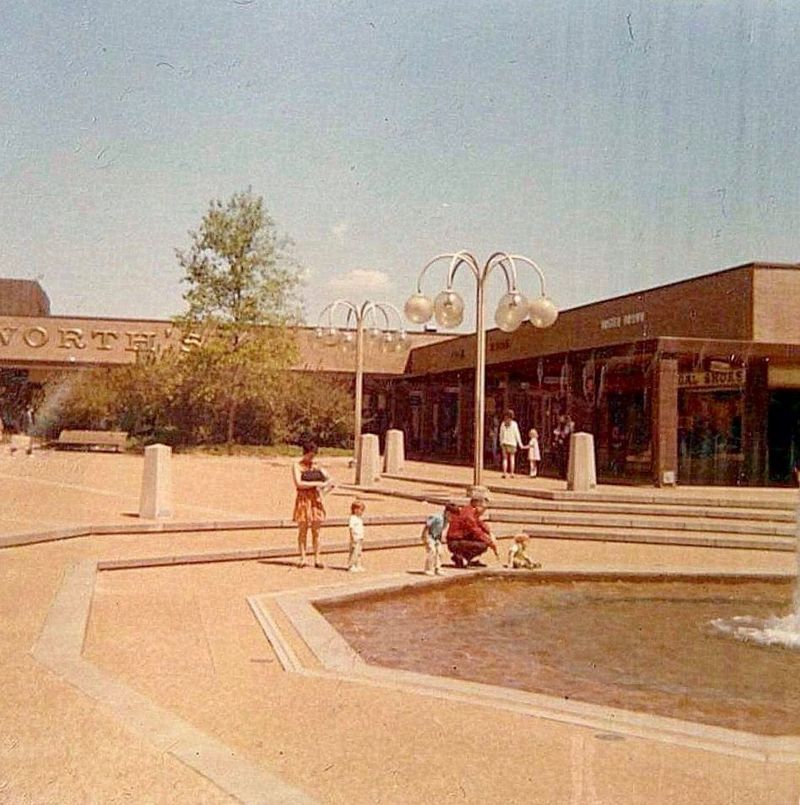 Northwest Plaza