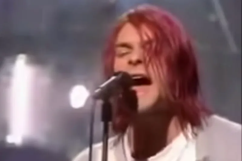 Nirvana's Chaotic Performance (1992)