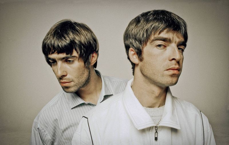 Oasis (Gallagher Brothers) vs. Themselves