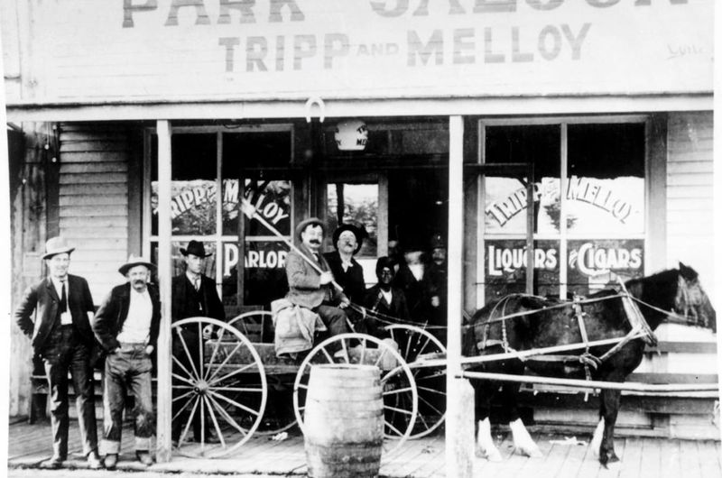 Park Saloon, Tripp and Melloy, Gardiner, Montana, 1900