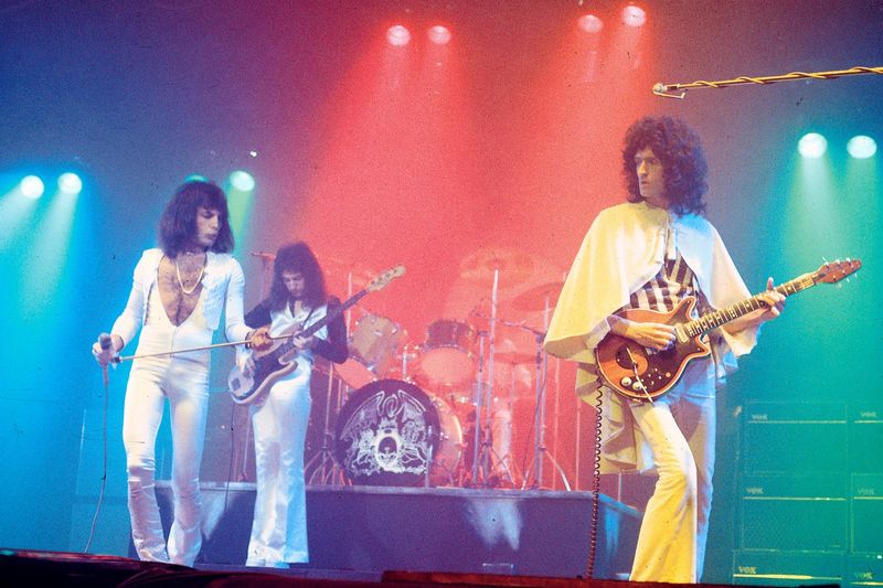 Queen at Hammersmith Odeon (1975)