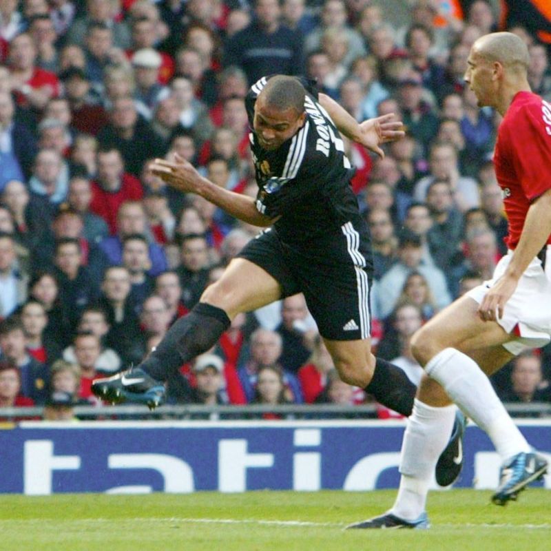 Ronaldo Nazário vs. Manchester United (2003)