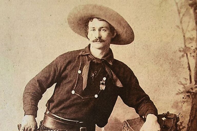 Wanted Dead or Alive: 25 Most Notorious Outlaws of the Wild West - Back ...