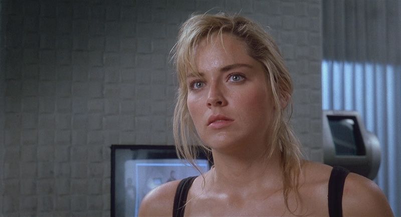 Sharon Stone (Lori Quaid) – Total Recall (1990)