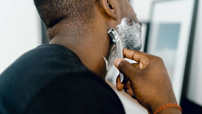 Shaving Hair Makes It Grow Back Thicker