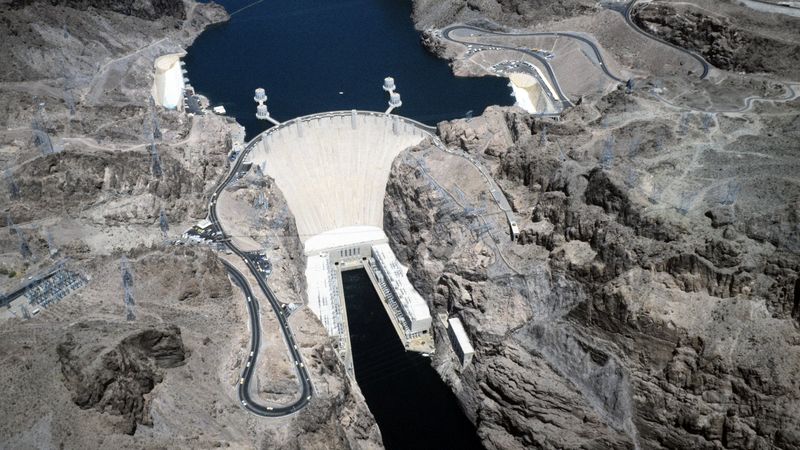 The Hoover Dam Deaths